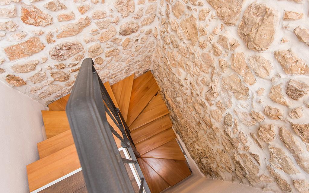 Apartment & Room Antonio Vrbnik Luaran gambar