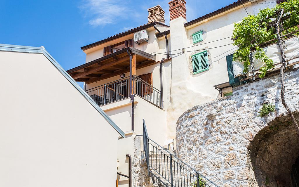 Apartment & Room Antonio Vrbnik Luaran gambar